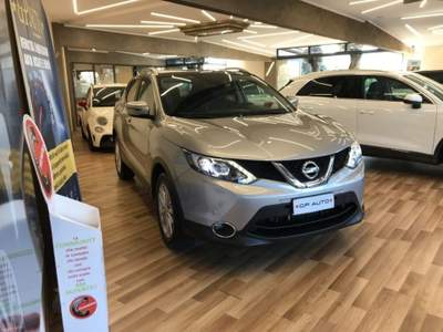 Nissan Qashqai 1.6 dCi X-Tronic Tekna 2WD Grigio usata Santa Maria di Licodia
