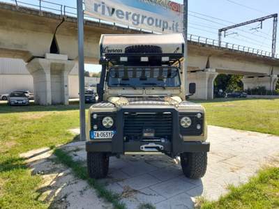 Land Rover Defender 130 2.5 Td5 cat CrewCab S Giallo usata Scarperia e San Piero