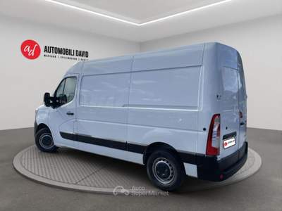 Renault Master T35 2.3 dCi 135 PM-TM Furgone Ice +IVA Bianco usata Maniago