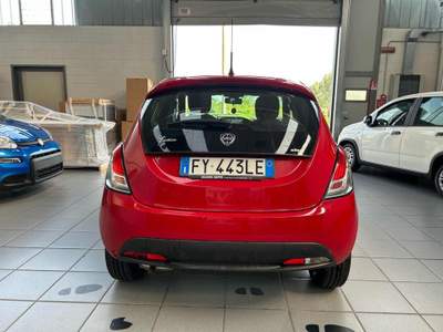 Lancia Ypsilon 1.2 69 CV 5 porte S&S Elefantino Blu Rosso usata Vercelli