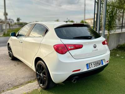 Alfa Romeo Giulietta Progression Bianco usata Volla