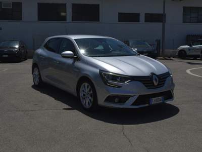Renault Mégane Mégane dCi 8V 110 CV EDC Energy Zen Argento usata Fondi