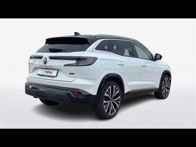 Renault Austral 1.2 E-Tech full hybrid Iconic 200cv auto Bianco usata Lecce