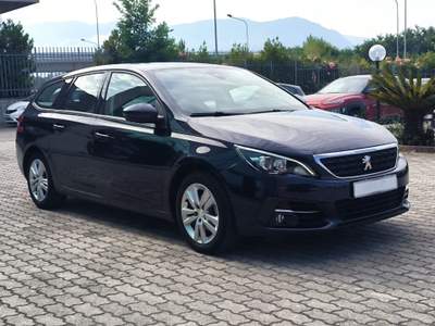 Peugeot 308 1.5 BlueHDi 130CV EAT6 Business Blu/Azzurro usata San Salvatore Telesino