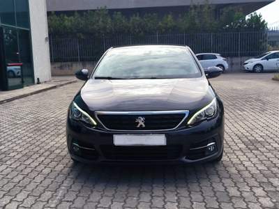 Peugeot 308 1.5 BlueHDi 130CV EAT6 Business Blu/Azzurro usata San Salvatore Telesino