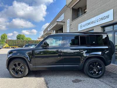 Land Rover Defender 110 3.0D I6 250 CV AWD Auto SE " TETTO-GANCIO T." Nero usata Seriate