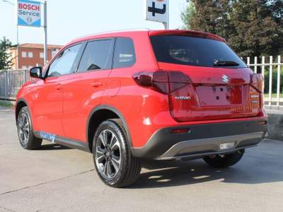 Suzuki Vitara 1.5 Hybrid A/T 4WD Allgrip Top *FullHybrid*Navi* Rosso usata Mazzano