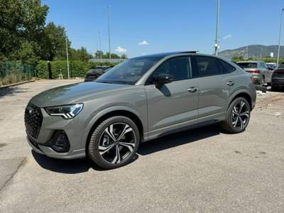 Audi Q3 SPB 40 TDI quattro S tronic Identity Black Grigio usata Cassino