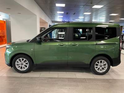 Ford Tourneo Courier TITANIUM 1.000, 125cv VETTURA 5 POSTI, AUTOMATICA Verde usata Alba
