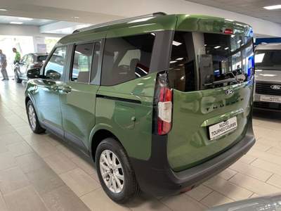 Ford Tourneo Courier TITANIUM 1.000, 125cv VETTURA 5 POSTI, AUTOMATICA Verde usata Alba