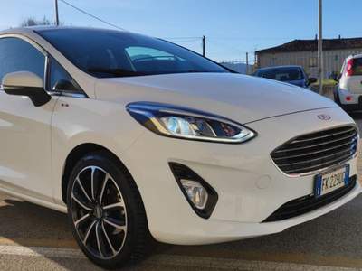 Ford Fiesta 1.5 TDCi 5 porte Titanium OCCASIONE USATO Bianco usata Salerno