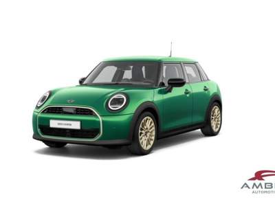 MINI Cooper 5 porte Favoured Verde usata Corciano MINI Cooper 5 porte Favoured Verde usata Corciano