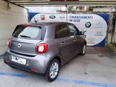 Smart ForFour 90 0.9 Turbo twinamic Passion Grigio usata SAN GIUSEPPE VESUVIANO