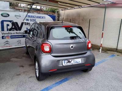 Smart ForFour 90 0.9 Turbo twinamic Passion Grigio usata SAN GIUSEPPE VESUVIANO