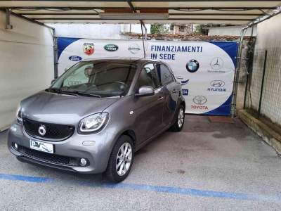 Smart ForFour 90 0.9 Turbo twinamic Passion Grigio usata SAN GIUSEPPE VESUVIANO