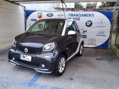 Smart ForTwo 70 1.0 twinamic Passion Nero usata SAN GIUSEPPE VESUVIANO