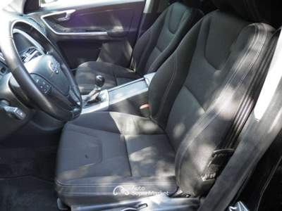 Volvo XC60 D4 Kinetic Nero usata Firenze