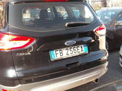 Ford Kuga 2.0 TDCI 150 CV S&S 4WD Powershift Business Nero usata Monteforte Irpino