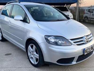 Volkswagen Golf 2.0 TDI DPF Sportline Argento usata BISIGNANO
