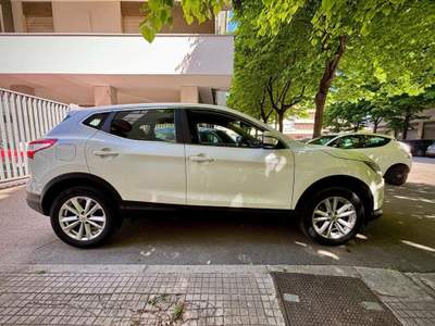 Nissan Qashqai 1.5 dCi Acenta Premium Bianco usata Lecce