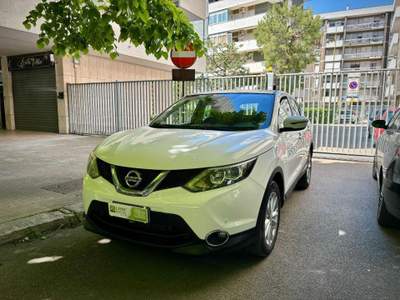 Nissan Qashqai 1.5 dCi Acenta Premium Bianco usata Lecce