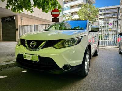 Nissan Qashqai 1.5 dCi Acenta Premium Bianco usata Lecce