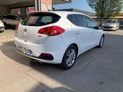 Kia Ceed 1.6 CRDi high tech Bianco usata Noventa Vicentina