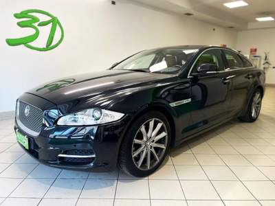 Jaguar XJ 3.0D V6 Portfolio Nero usata Trento