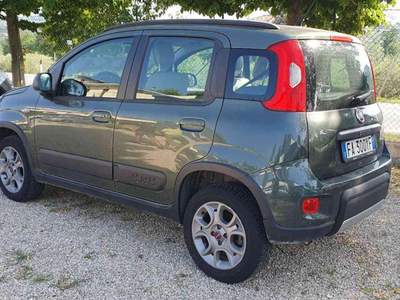 Fiat Panda 1.3 MJT 95 CV S&S 4x4 Verde usata Penne
