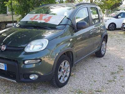 Fiat Panda 1.3 MJT 95 CV S&S 4x4 Verde usata Penne Fiat Panda 1.3 MJT 95 CV S&S 4x4 Verde usata Penne