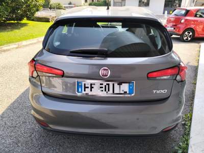Fiat Tipo 1.4 T-Jet 120CV GPL 5 porte Easy Grigio usata Camisano Vicentino