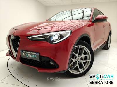 Alfa Romeo Stelvio 2017 2.2 t Business Q4 210cv auto Rosso usata Erba