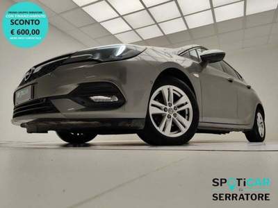 Opel Astra IV GS LINE 1.2 T 110 cv Grigio usata Erba