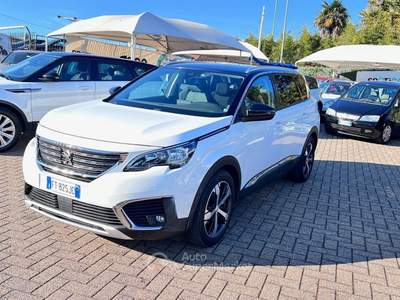 Peugeot 5008 II 1.5 bluehdi Allure s&s 130cv 7p.ti Bianco usata Erba