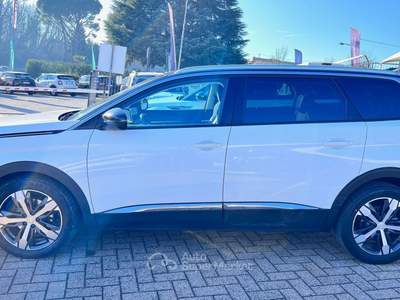Peugeot 5008 II 1.5 bluehdi Allure s&s 130cv 7p.ti Bianco usata Erba