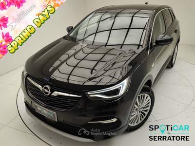 Opel Grandland 1.2 Innovation s&s 130cv my18 Nero usata Erba
