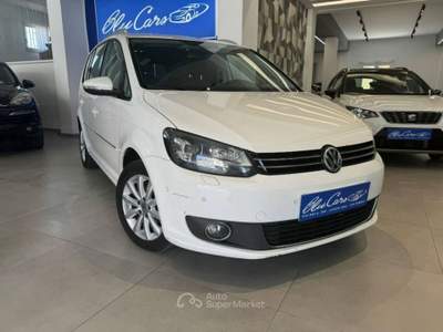 Volkswagen Touran 2.0 tdi Highline dsg Bianco usata Licata