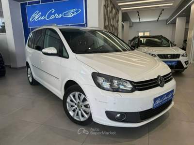 Volkswagen Touran 2.0 tdi Highline dsg Bianco usata Licata
