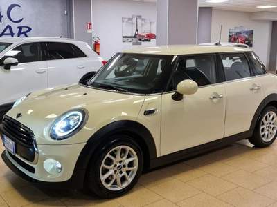 MINI One 1.5 One D 5 p. ok neopatentati Bianco usata Campobasso