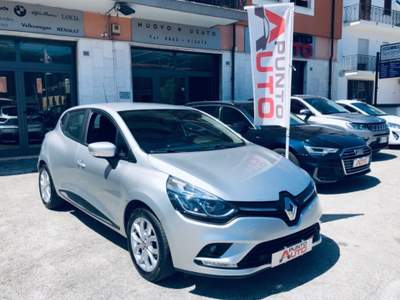 Renault Clio TCe 12V 90 CV GPL 5 porte Business Argento usata Isernia