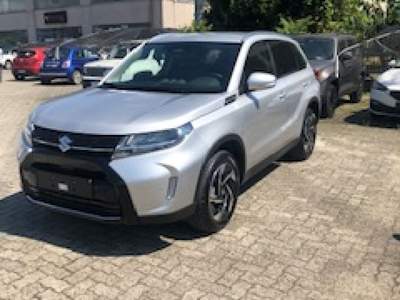 Suzuki Vitara 1.4 Hybrid Top 2WD Argento usata Casteggio