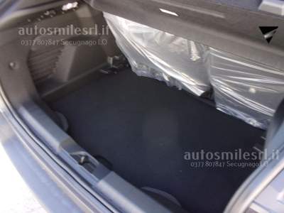 Jeep Avenger 1.2 Turbo MHEV Altitude Grigio usata SECUGNAGO