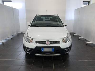 Fiat Sedici 2.0 MJT 16V DPF 4x2 Emotion Bianco usata Torino