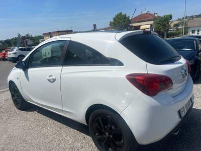 Opel Corsa 1.4 90CV GPL Tech Coupé b-Color Bianco usata Coriano