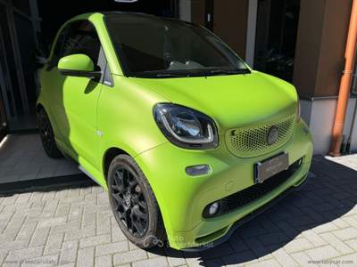Smart ForTwo fortwo 90 0.9 Turbo COUPE TAYLOR MADE Verde usata Mascalucia