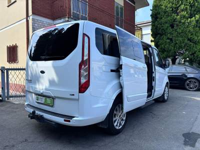 Ford Tourneo Custom 131 cv Bianco usata Nonantola