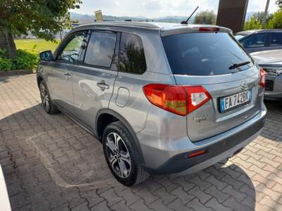 Suzuki Vitara 1.6 DDiS V-TOP Grigio usata Scarperia e San Piero