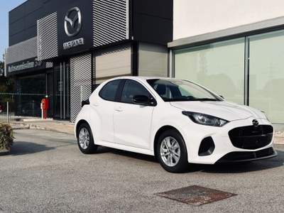 Mazda 2 Hybrid 1.5 vvt full hybrid electric Centre Line Bianco usata Padova