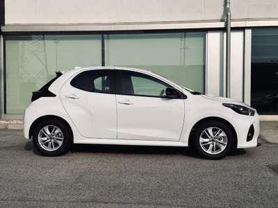 Mazda 2 Hybrid 1.5 vvt full hybrid electric Centre Line Bianco usata Padova