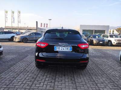 Maserati Levante V6 Diesel 275 CV AWD Nerissimo Edition Nero usata Cassino